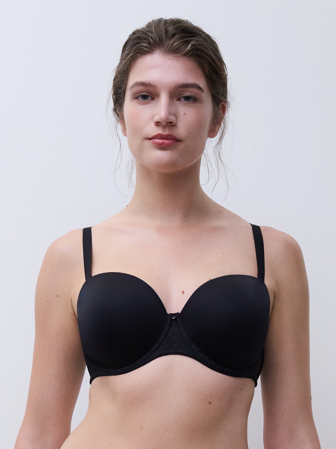 Comfort Chic Full Bust Strapless - Black