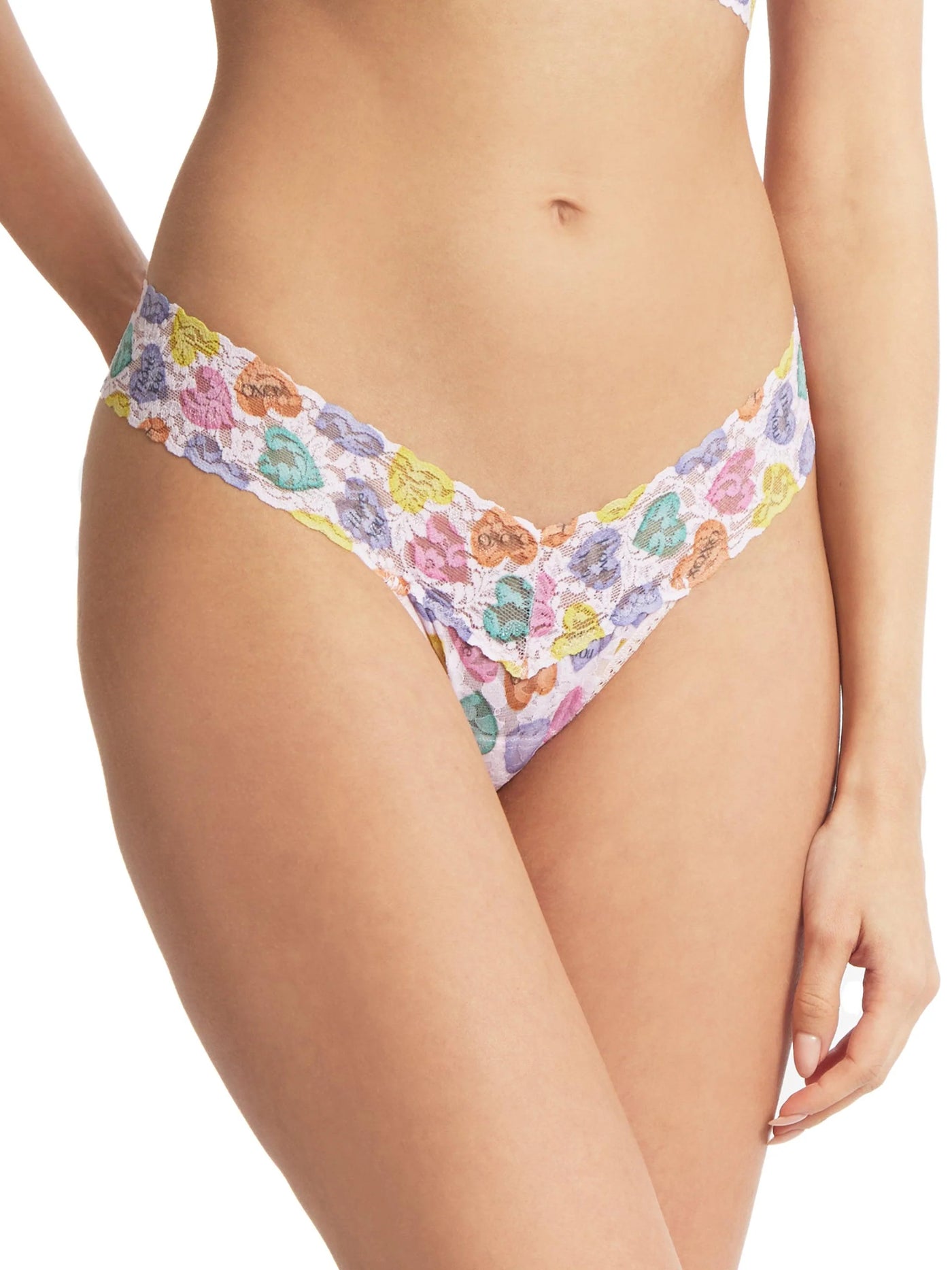 Printed Signature Lace Low Rise Thong in Be Mine