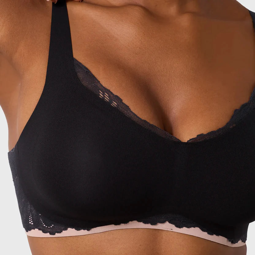 Smooth Lace Beyond Bra - Noir Lace