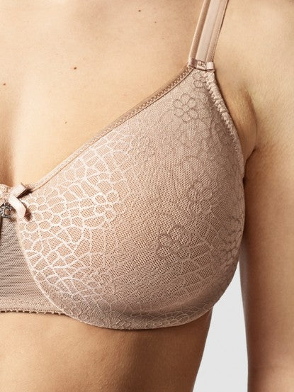 C Magnifique Seamless Unlined Minimizer - Nude Sand