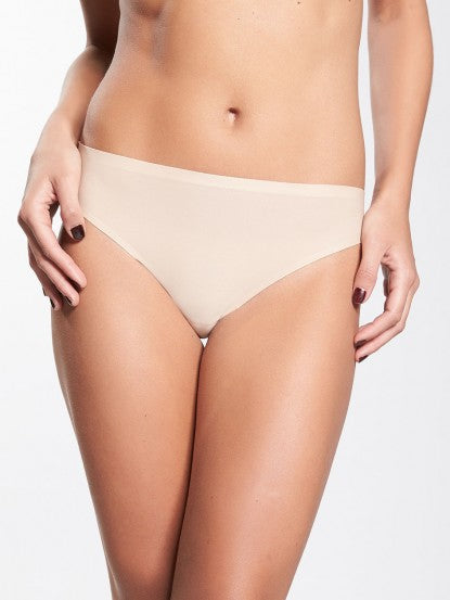 SoftStretch Thong - Nude Sand