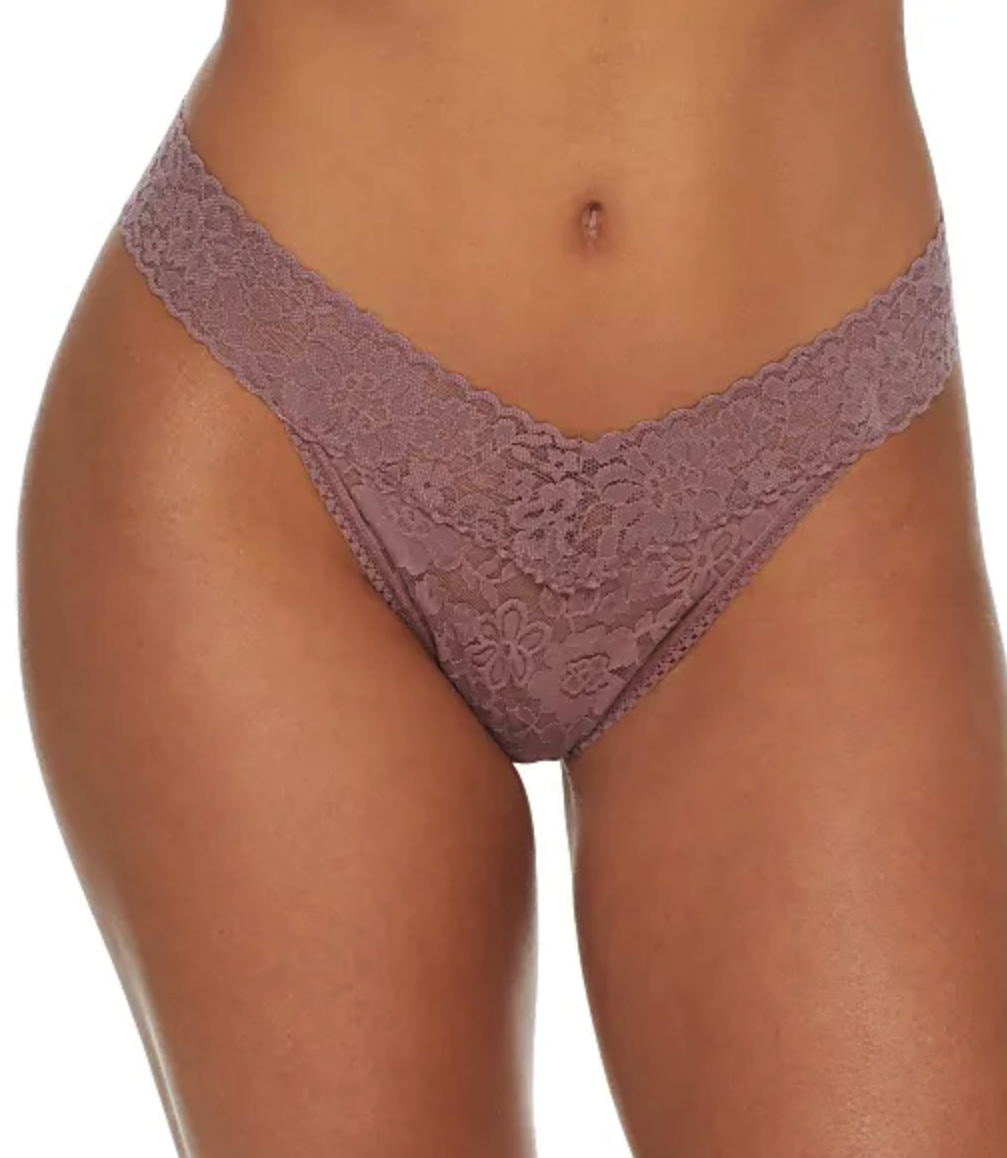 Signature Lace Low Rise Thong - Artichoke