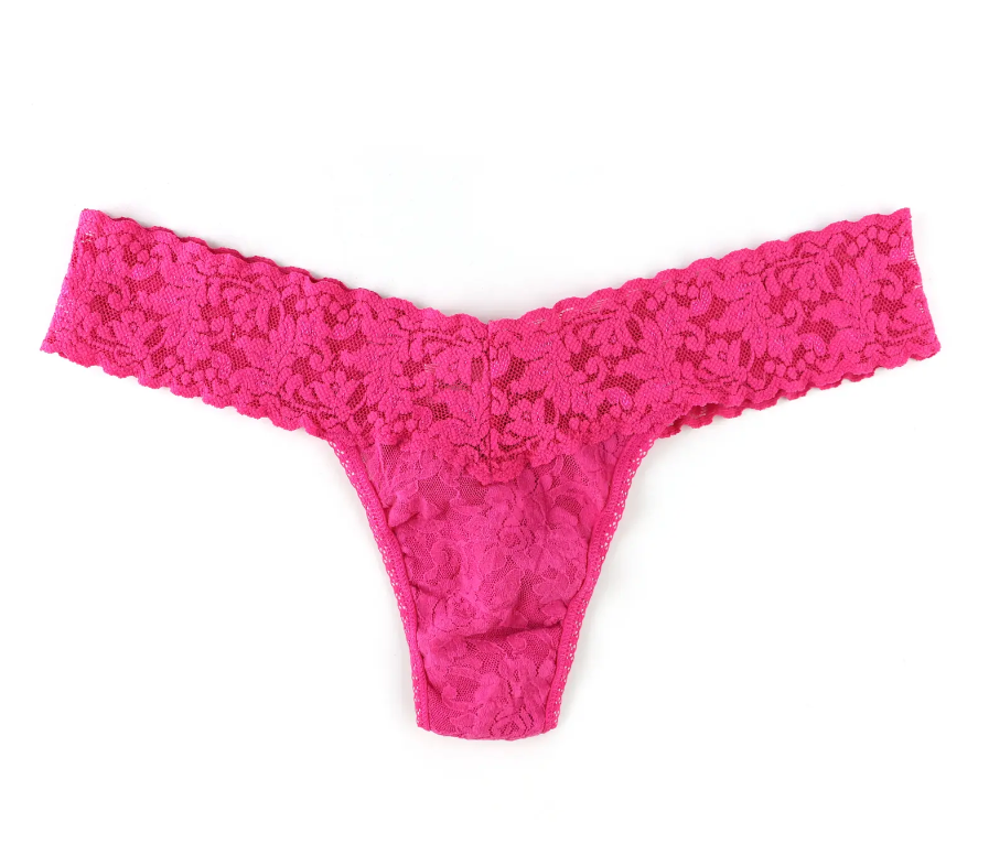Signature Lace Low Rise Thong - Intuition Pink