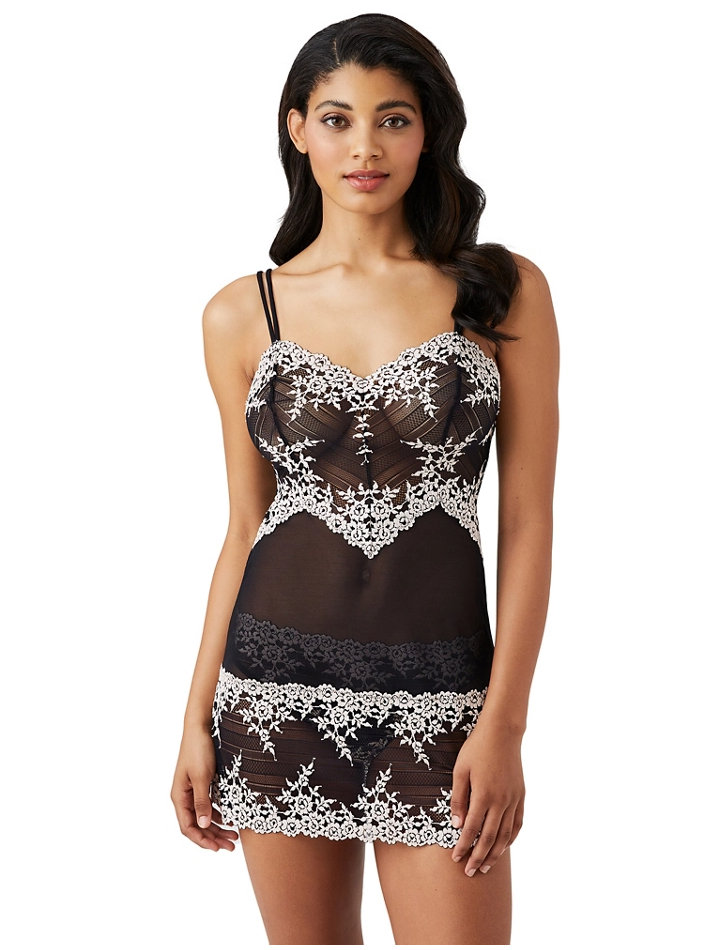 Embrace Lace Chemise - Black